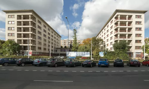 D127 Areál sesterské ubytovny Fakultní nemocnice (dříve Krajského ústavu národního zdraví)